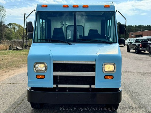 2006 Ford E350HD STEP VAN JUST 69k MILES! +PERFECT FOR A FOOD TRUCK! FINANCE OR LEASE! - 23002300 - 2