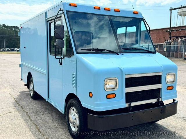 2006 Ford E350HD STEP VAN JUST 69k MILES! +PERFECT FOR A FOOD TRUCK! FINANCE OR LEASE! - 23002300 - 3