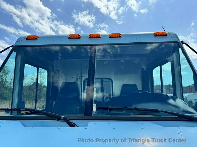 2006 Ford E350HD STEP VAN JUST 69k MILES! +PERFECT FOR A FOOD TRUCK! FINANCE OR LEASE! - 23002300 - 43
