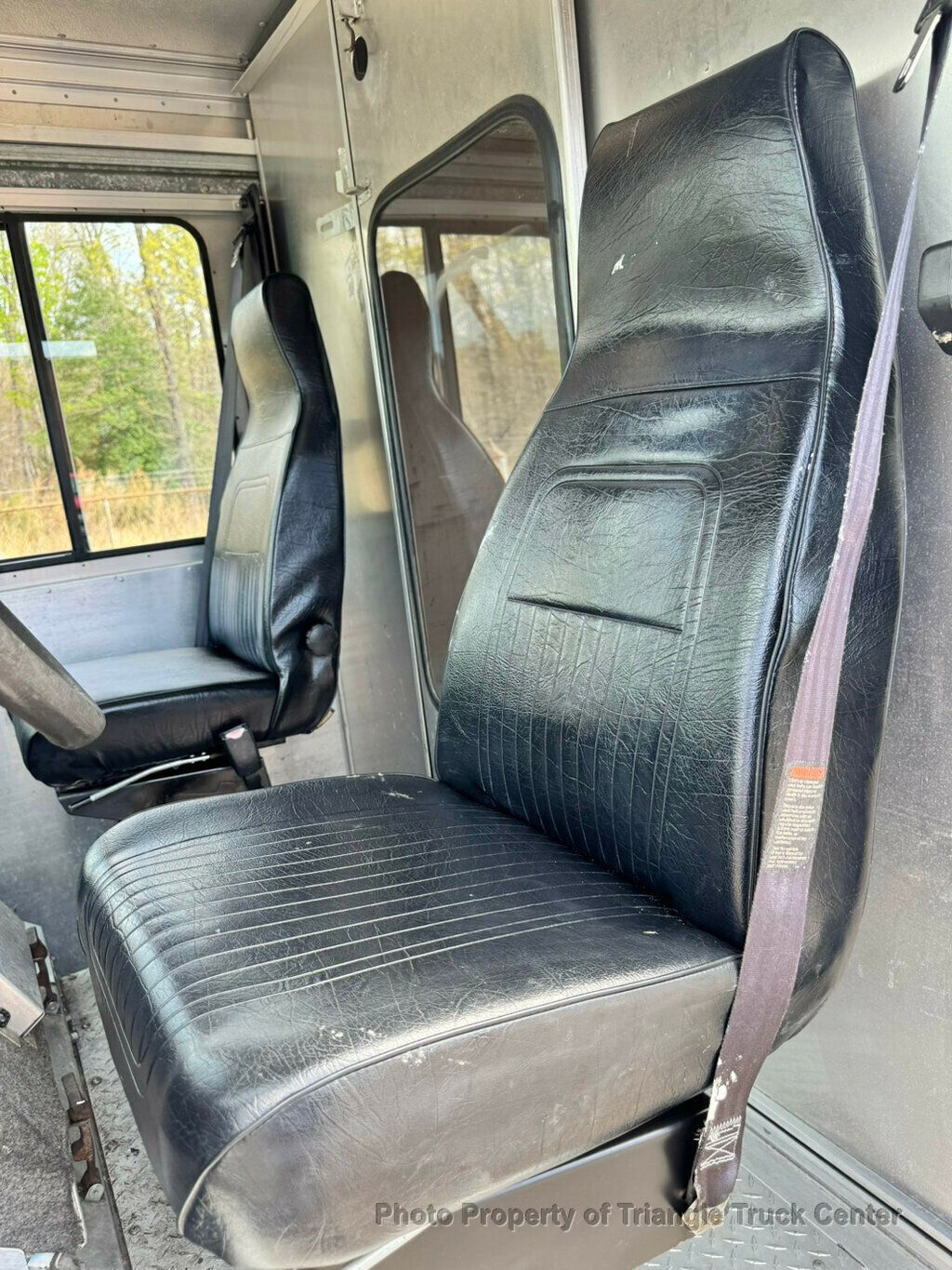 2006 Ford E350HD STEP VAN JUST 69k MILES! +PERFECT FOR A FOOD TRUCK! FINANCE OR LEASE! - 23002300 - 54