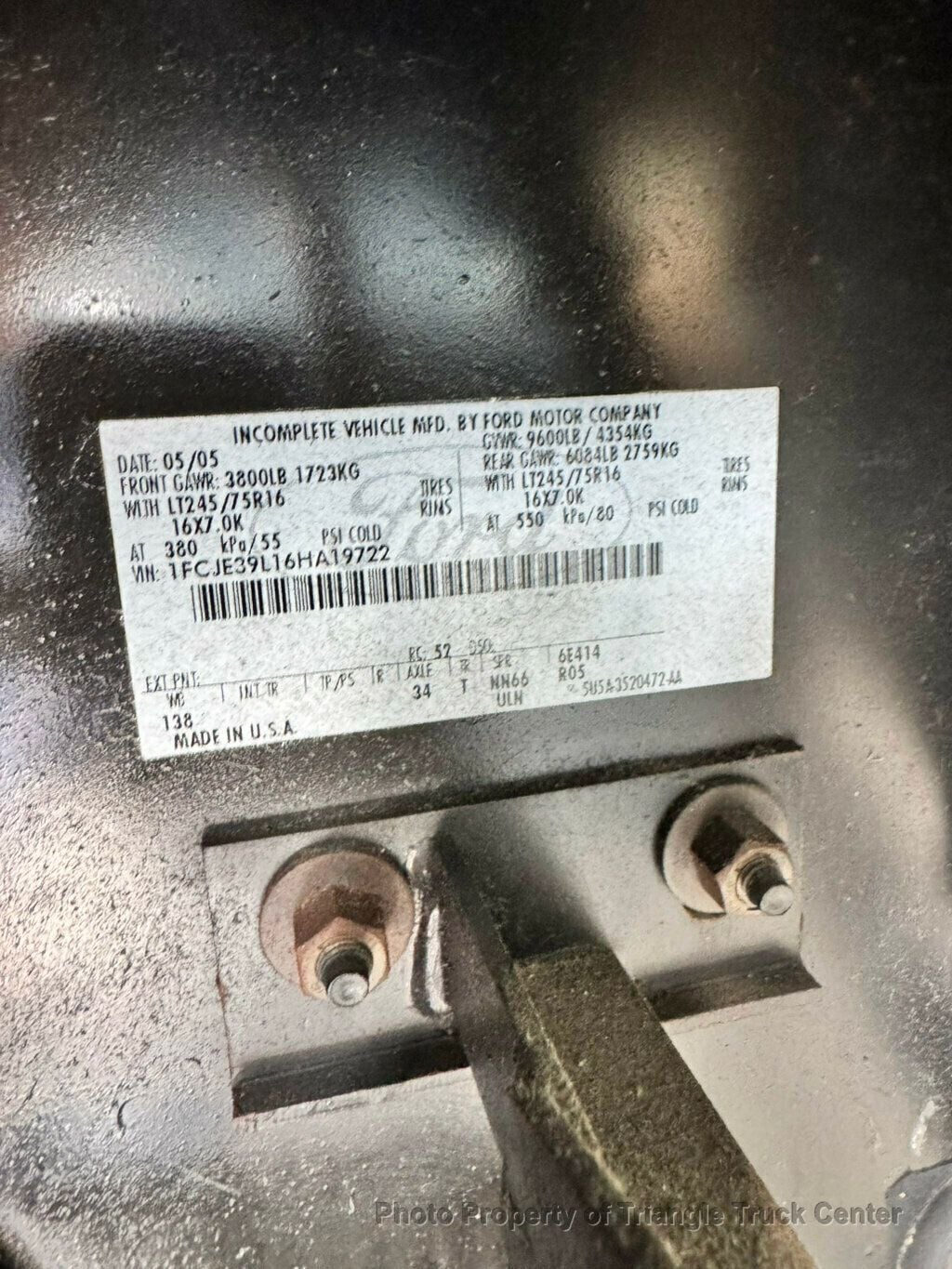2006 Ford E350HD STEP VAN JUST 69k MILES! +PERFECT FOR A FOOD TRUCK! FINANCE OR LEASE! - 23002300 - 56
