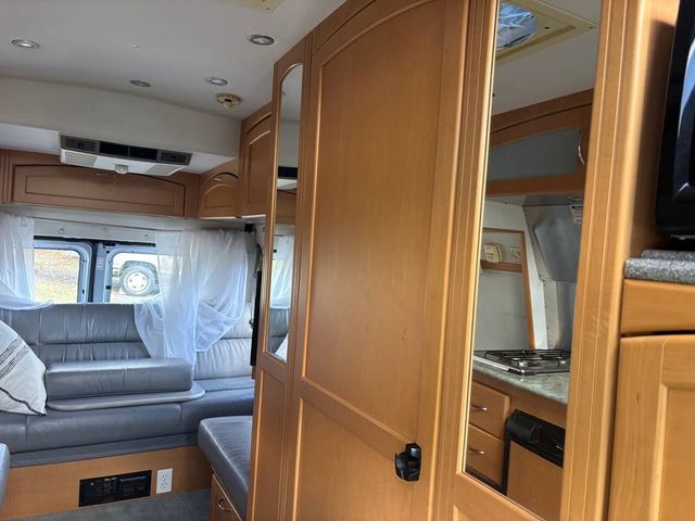 2006 Ford Econoline Cargo Van E-350 Recreational - 23009461 - 16