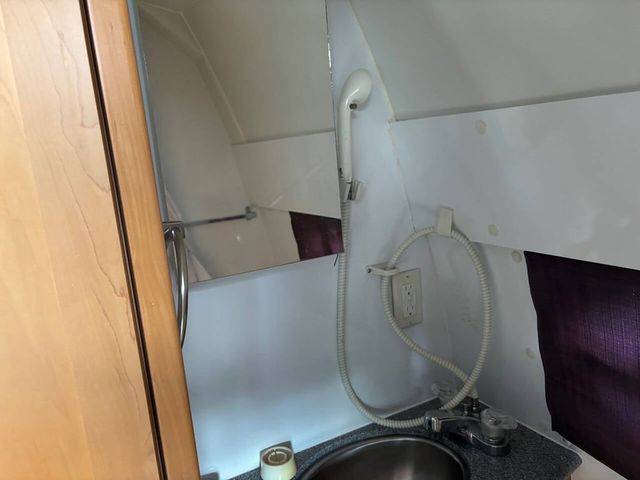 2006 Ford Econoline Cargo Van E-350 Recreational - 23009461 - 18