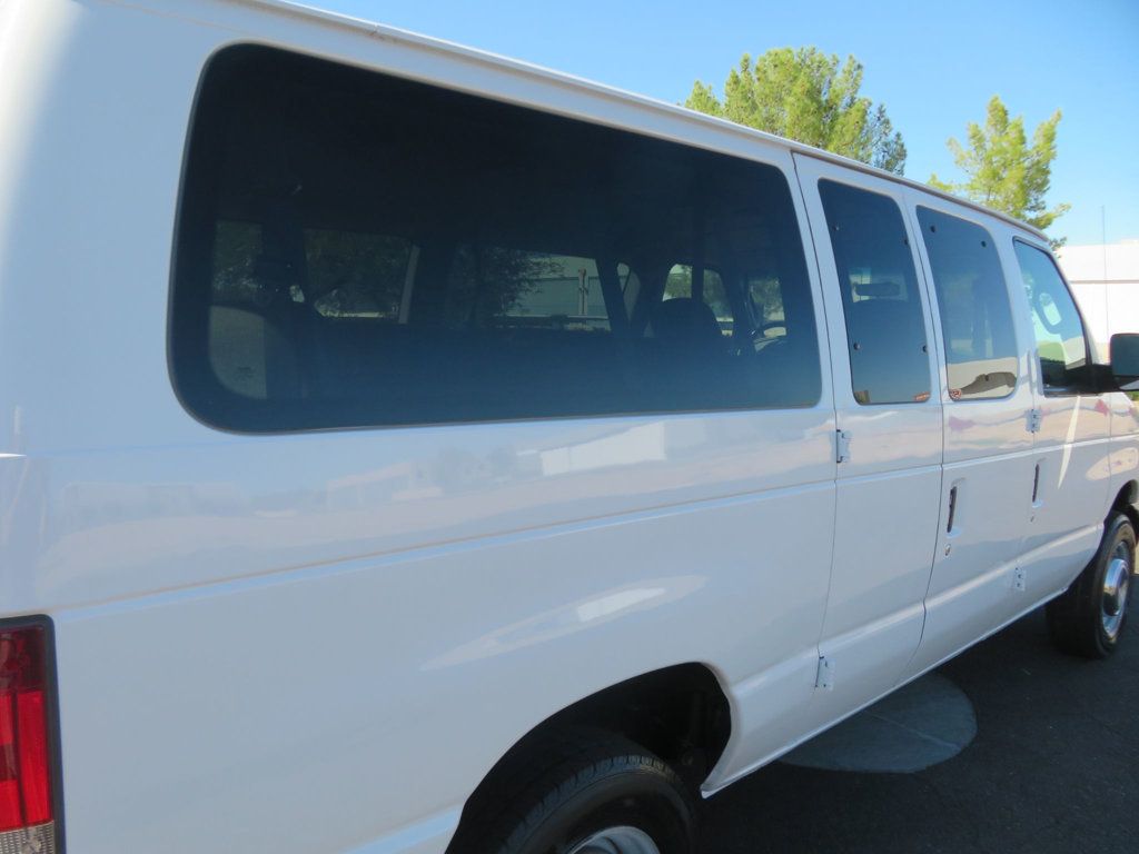 2006 Ford Econoline Wagon ECONOLINE E350 SUPER DUTY 12 PASSENGER VAN LOW LOW MILES - 22936076 - 9