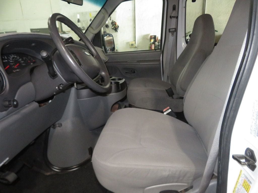 2006 Ford Econoline Wagon ECONOLINE E350 SUPER DUTY 12 PASSENGER VAN LOW LOW MILES - 22936076 - 15