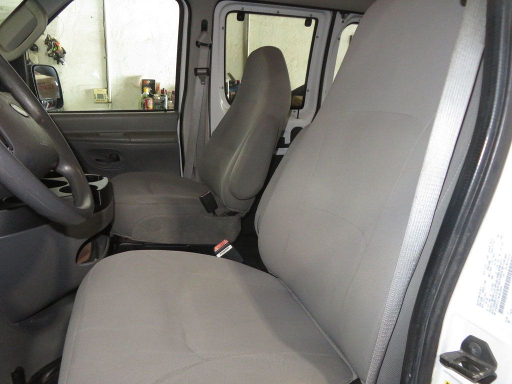2006 Ford Econoline Wagon ECONOLINE E350 SUPER DUTY 12 PASSENGER VAN LOW LOW MILES - 22936076 - 18