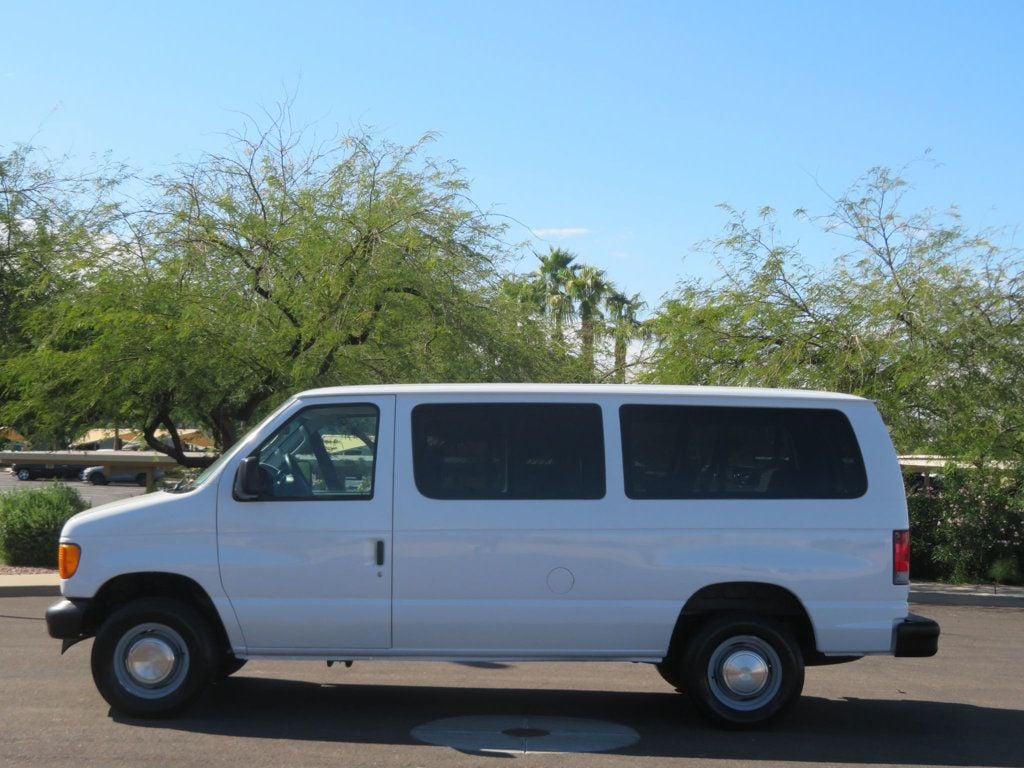 2006 Ford Econoline Wagon ECONOLINE E350 SUPER DUTY 12 PASSENGER VAN LOW LOW MILES - 22936076 - 1