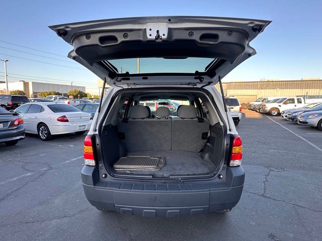 2006 Ford Escape Hybrid Base 4dr SUV - 22999325 - 24