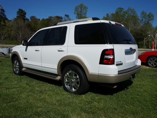 2006 Ford Explorer 4dr 114" WB 4.6L Eddie Bauer - 11911594 - 2