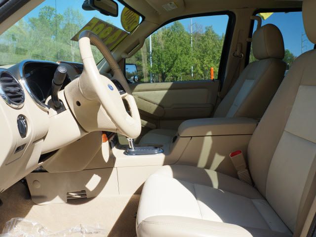 2006 Ford Explorer 4dr 114" WB 4.6L Eddie Bauer - 11911594 - 4