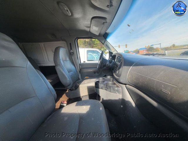 2006 Ford E-250  - 22933415 - 9