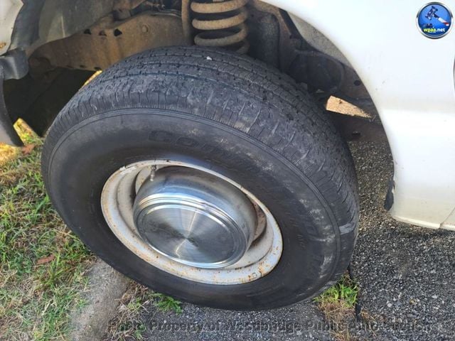2006 Ford E-250  - 22933415 - 7
