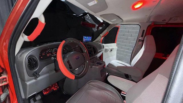 2006 Ford E-Series E 350 SD 3dr Van - 22982606 - 3