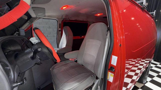 2006 Ford E-Series E 350 SD 3dr Van - 22982606 - 5