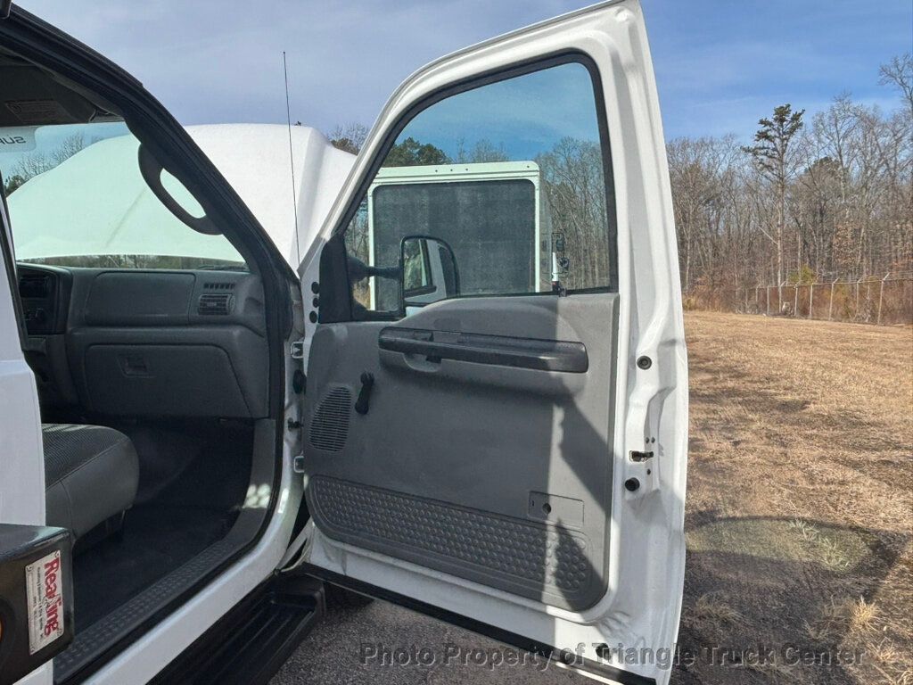2006 Ford F350HD 12 FT FLATBED JUST 22k MILES! ONE OWNER VA TRUCK! PRE-EMISSION NO DPF & NO DEF! - 22928966 - 23