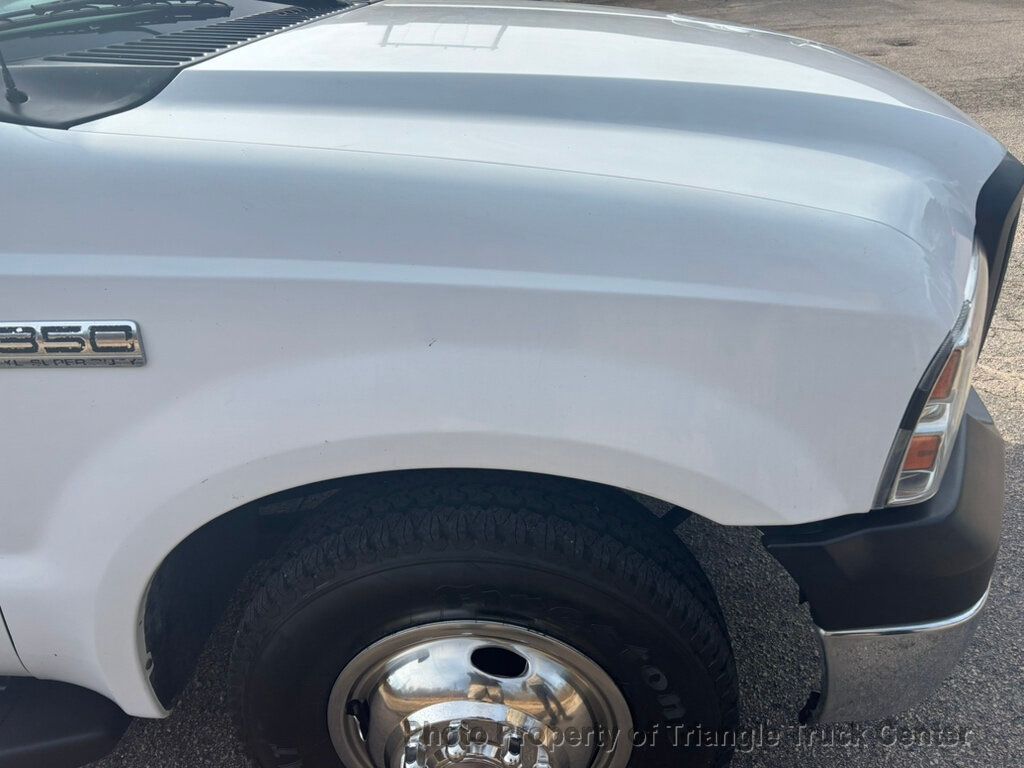 2006 Ford F350HD 12 FT FLATBED JUST 22k MILES! ONE OWNER VA TRUCK! PRE-EMISSION NO DPF & NO DEF! - 22928966 - 47