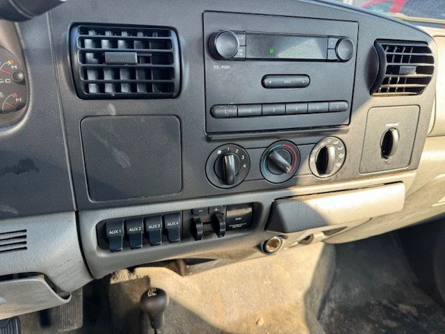 2006 Ford F450 SUPER DUTY 4X4 CREW CAB CAB N CHASSIS MULTIPLE USES - 21937684 - 22