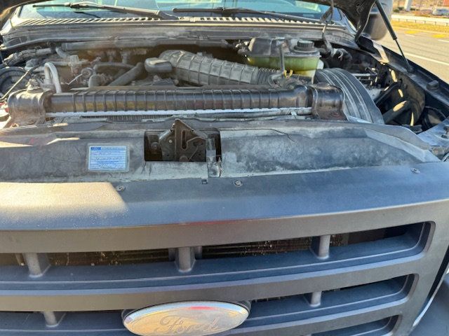 2006 Ford F450 SUPER DUTY 4X4 CREW CAB CAB N CHASSIS MULTIPLE USES - 21937684 - 47