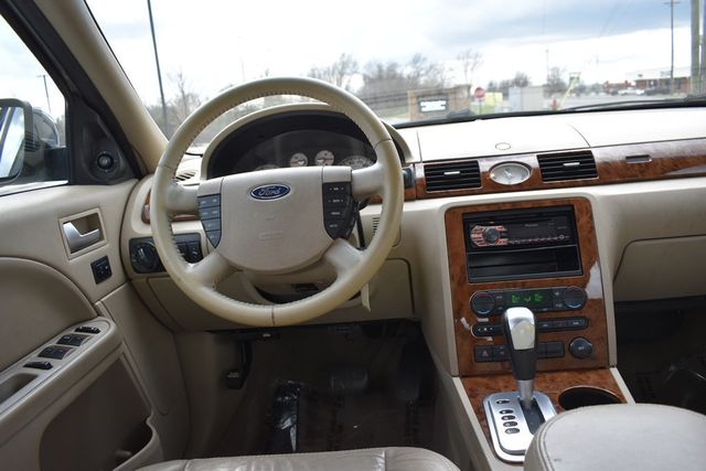 2006 Ford Five Hundred 4dr Sedan Limited - 23001662 - 11