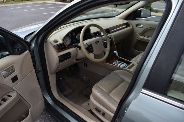 2006 Ford Five Hundred 4dr Sedan Limited - 23001662 - 13