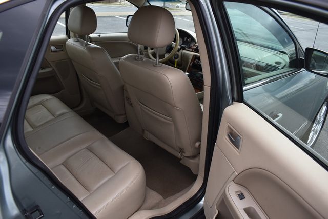 2006 Ford Five Hundred 4dr Sedan Limited - 23001662 - 16