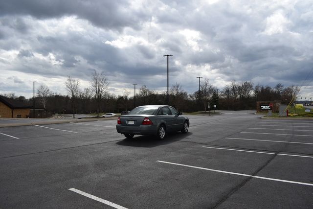 2006 Ford Five Hundred 4dr Sedan Limited - 23001662 - 38