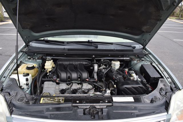 2006 Ford Five Hundred 4dr Sedan Limited - 23001662 - 46