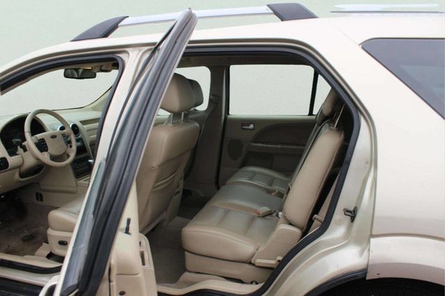 2006 Ford Freestyle 4dr Wagon SEL - 22983747 - 6