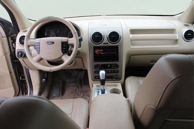 2006 Ford Freestyle 4dr Wagon SEL - 22983747 - 7