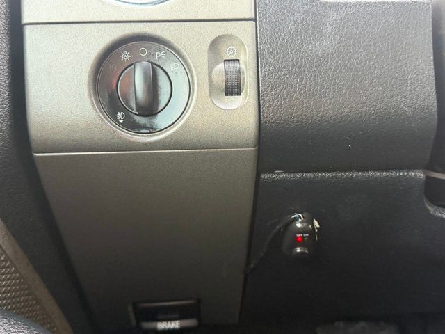 2006 Ford F-150 Reg Cab Flareside 126" XLT 4WD - 22967835 - 24