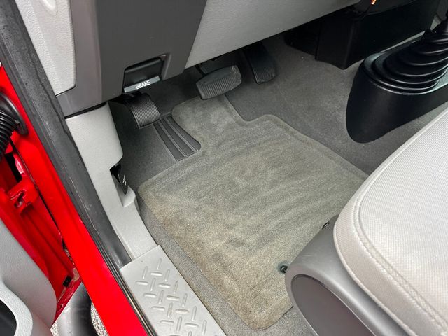 2006 Ford F-150 V8 4x4 8 foot Bed Long box  - 22946028 - 39