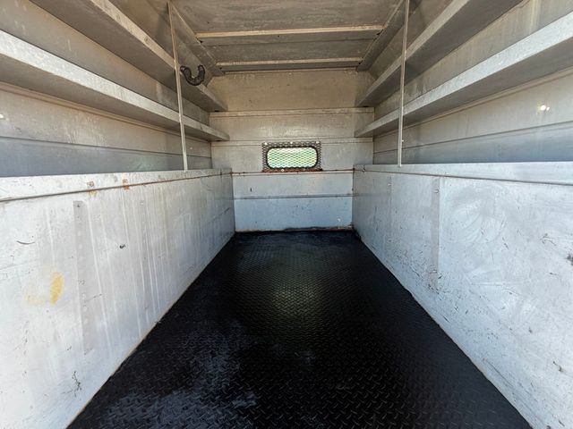 2006 Ford F-250 Enclosed Utility Service Truck  - 22986048 - 9
