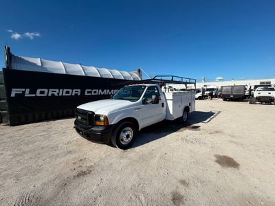 2006 Ford F-350 Utility Service Truck