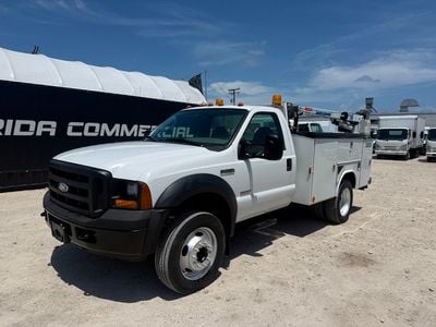 2006 Ford F-450 Crane Truck