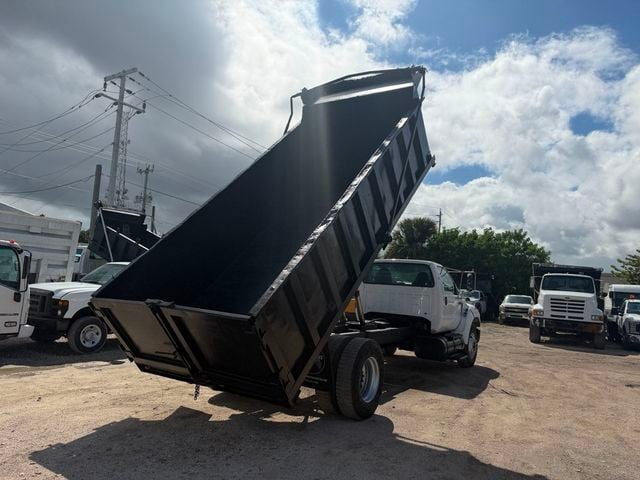 2006 Ford F-750 18' Dump Truck  - 23102061 - 2