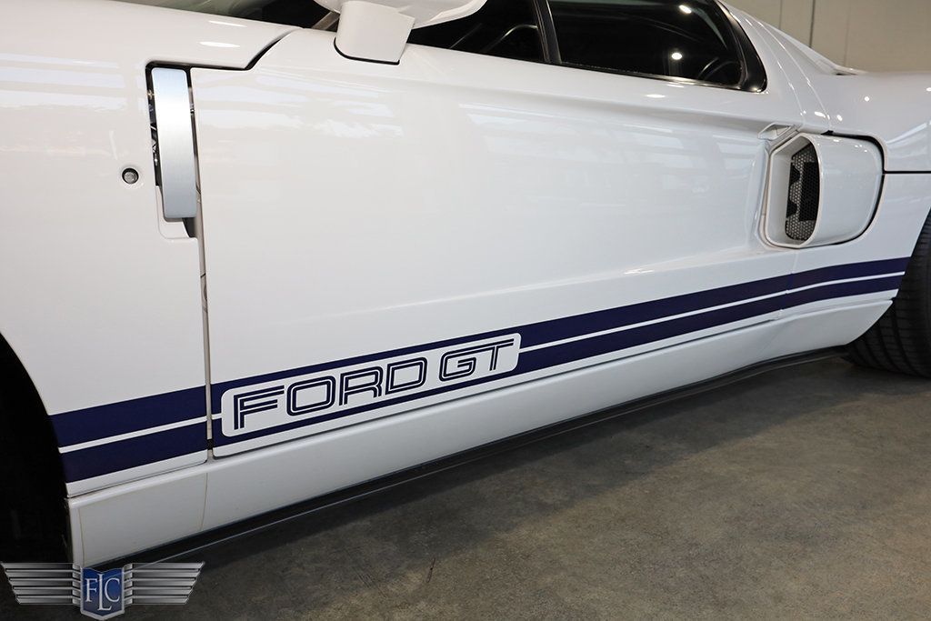 2006 Ford GT 2dr Coupe - 22806652 - 16