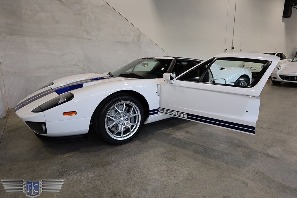 2006 Ford GT 2dr Coupe - 22806652 - 17
