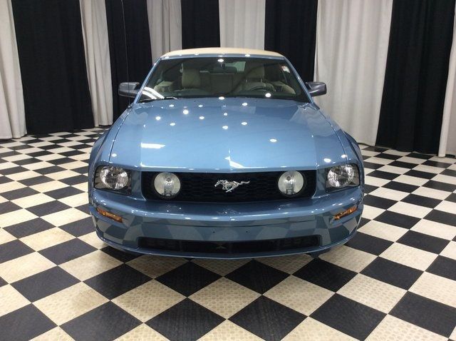2006 Ford Mustang 2dr Convertible GT Deluxe - 22293157 - 1