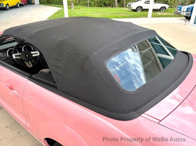 2006 Ford Mustang 2dr Convertible GT Deluxe - 23054706 - 24