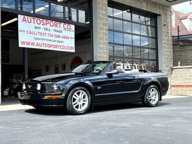2006 Ford Mustang 2dr Convertible GT Premium - 22415672 - 14