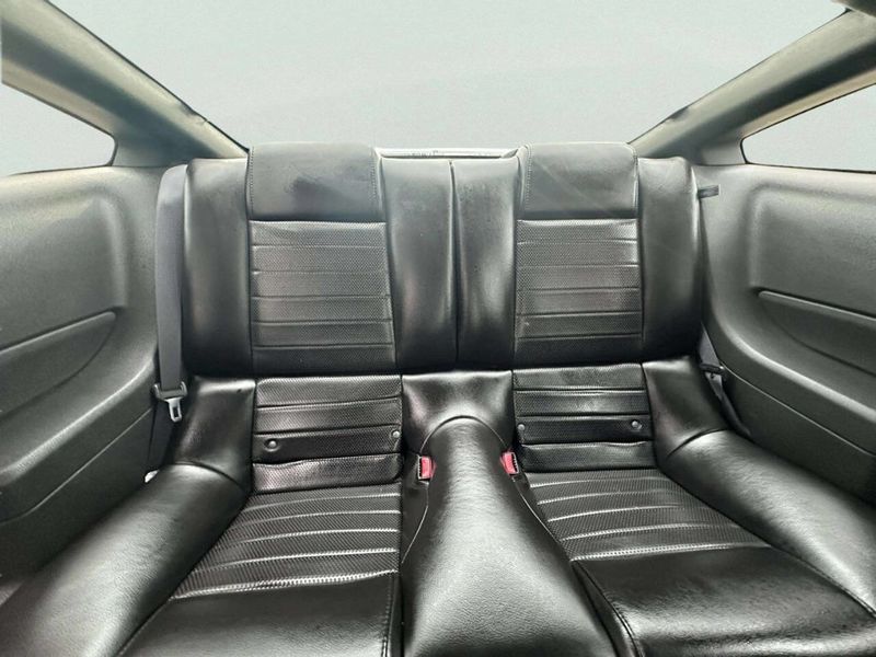 2006 Ford Mustang 2dr Coupe GT Deluxe - 23040869 - 12