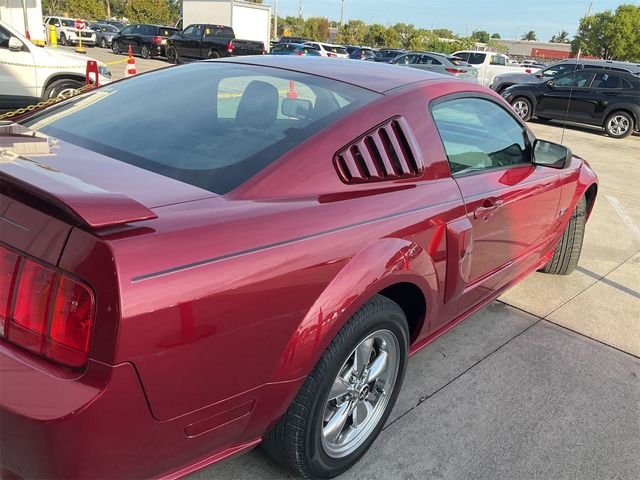2006 Ford Mustang 2dr Coupe GT Deluxe - 23047995 - 1