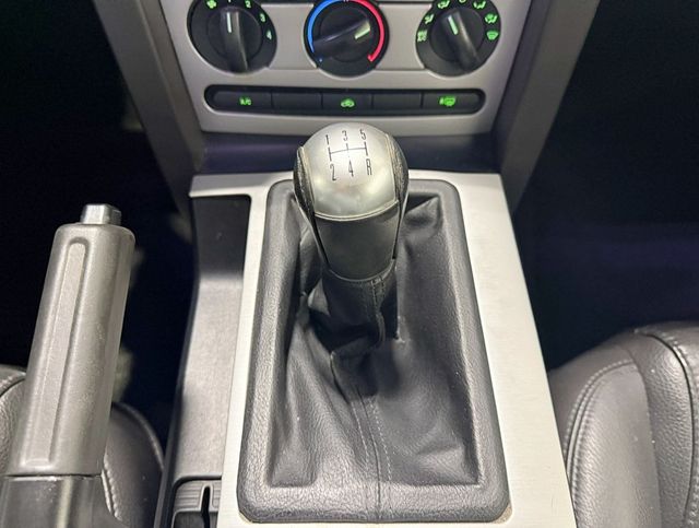 2006 Ford Mustang 2dr Coupe GT Premium - 22939464 - 15