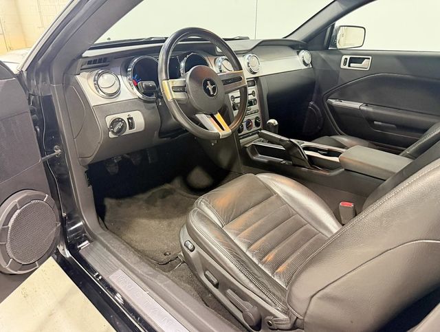 2006 Ford Mustang 2dr Coupe GT Premium - 22939464 - 18