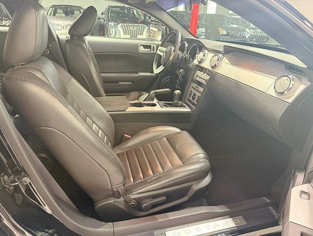 2006 Ford Mustang 2dr Coupe GT Premium - 22939464 - 25