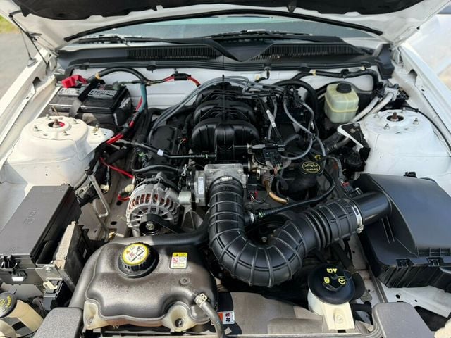 2006 Ford Mustang 2dr Coupe Premium - 23002550 - 9