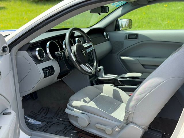2006 Ford Mustang 2dr Coupe Premium - 23002550 - 10
