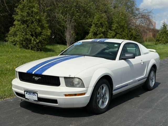 2006 Ford Mustang 2dr Coupe Premium - 23002550 - 1