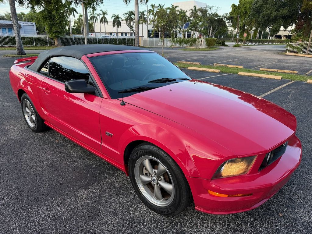 2006 Ford Mustang GT Convertible Premium - 23091753 - 17
