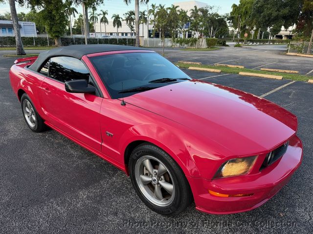 2006 Ford Mustang GT Convertible Premium - 23091753 - 17
